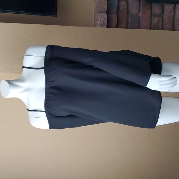 🆕️ TOBI Black Off-The-Shoulder Backless Sheer Blouse SIZE: M - Picture 4 of 11